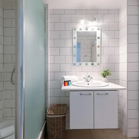 Spacious Apartment With Cosy Interior In The Center Of Knokke クノック・ヘイスト