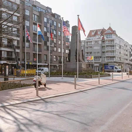 Spacious Apartment With Cosy Interior In The Center Of Knokke クノック・ヘイスト
