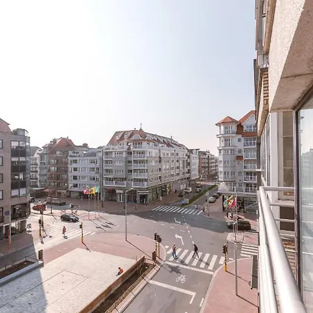 Spacious Apartment With Cosy Interior In The Center Of Knokke アパート クノック・ヘイスト